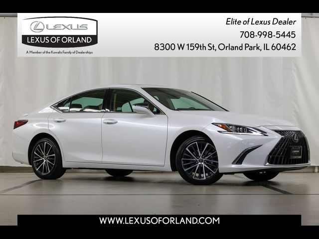 2024 Lexus ES 250