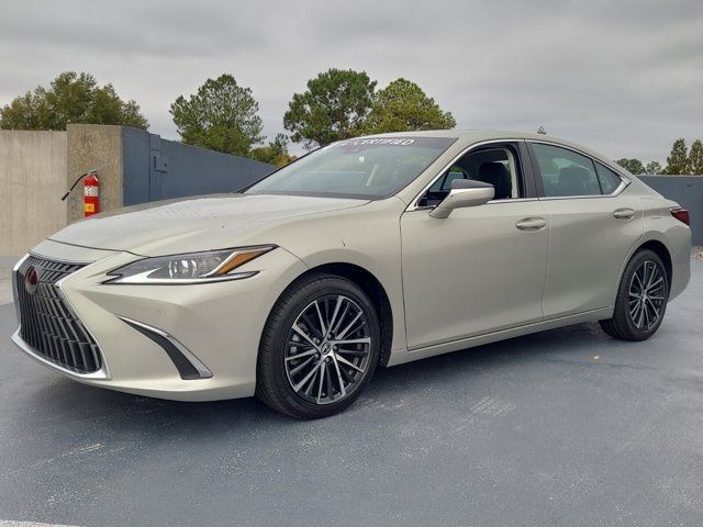 2024 Lexus ES 250