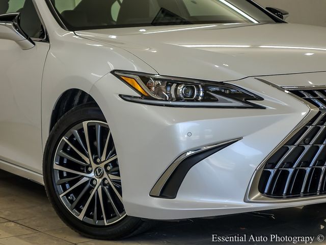 2024 Lexus ES 250