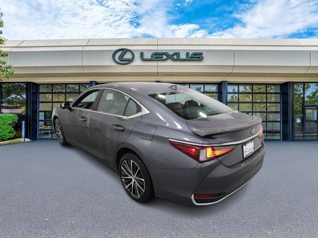 2024 Lexus ES 250