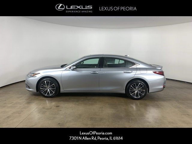 2024 Lexus ES 250