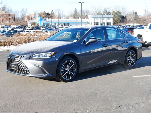 2024 Lexus ES 250