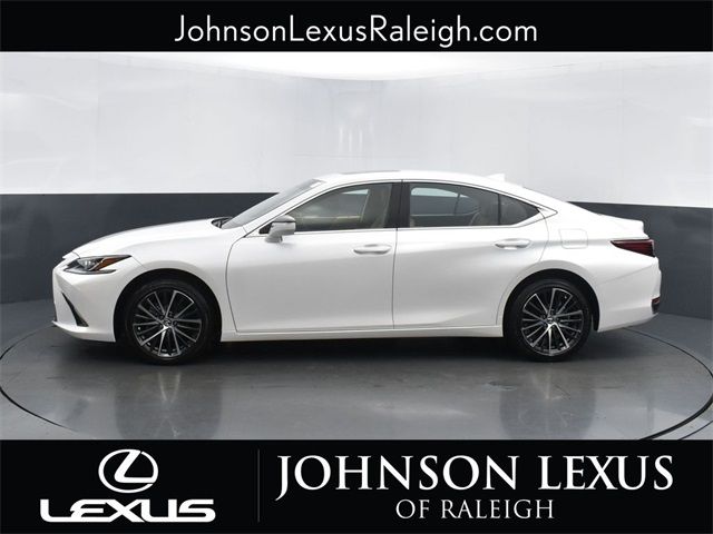 2024 Lexus ES 250