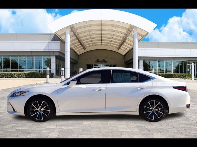 2024 Lexus ES 250