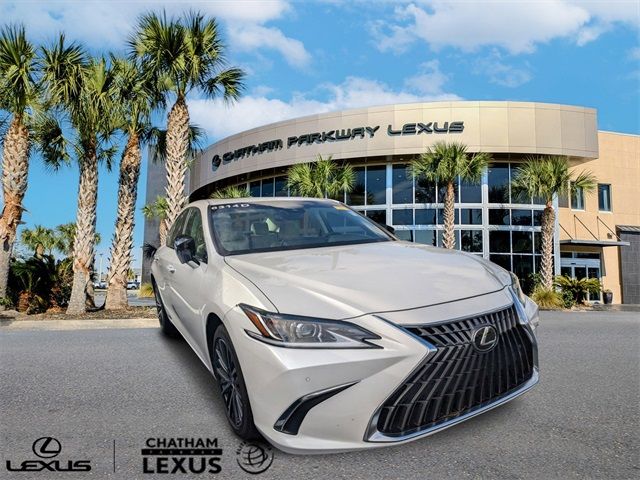 2024 Lexus ES 250