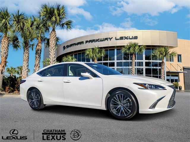 2024 Lexus ES 250