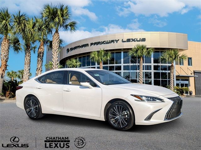 2024 Lexus ES 250