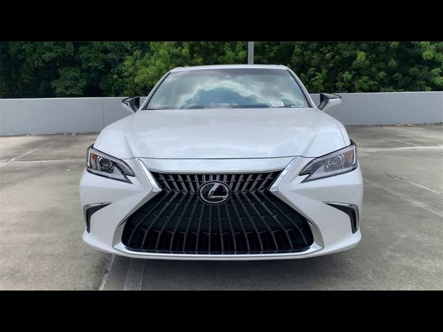 2024 Lexus ES 250