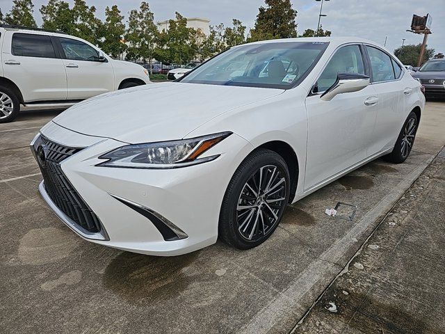 2024 Lexus ES 250