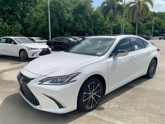 2024 Lexus ES 250