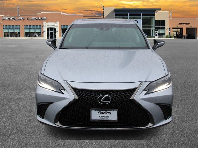 2024 Lexus ES 250