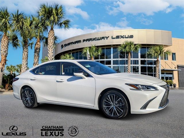 2024 Lexus ES 250