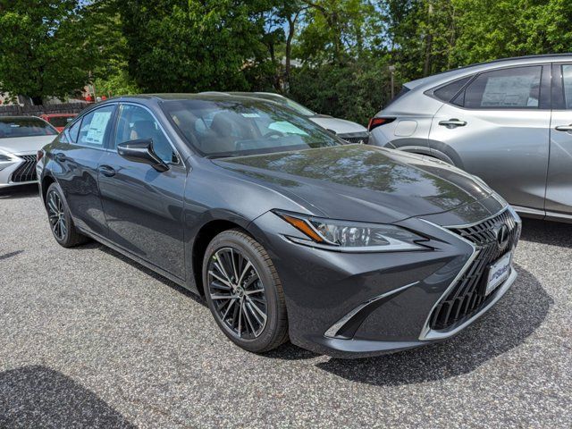 2024 Lexus ES 250