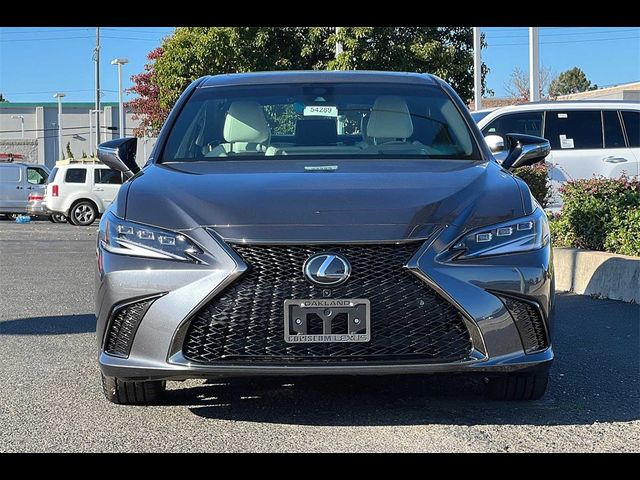 2024 Lexus ES ES 300h F SPORT Handling