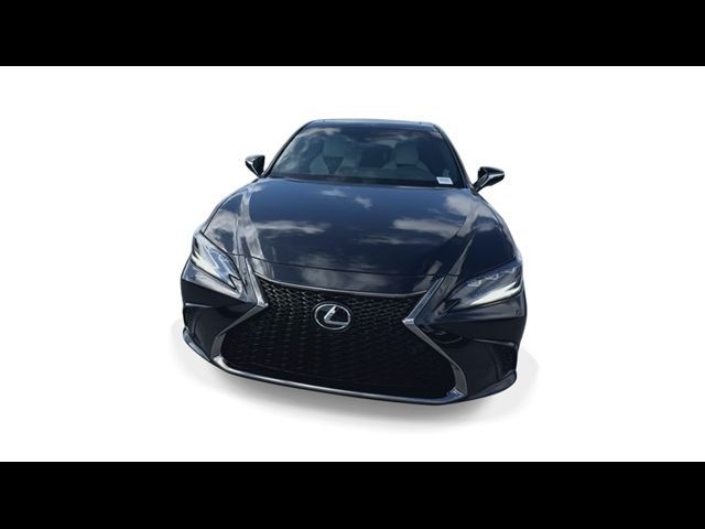 2024 Lexus ES ES 300h F SPORT Handling