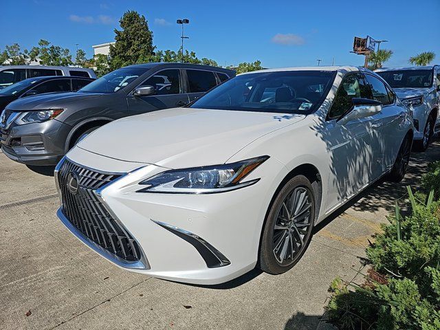 2024 Lexus ES 300h