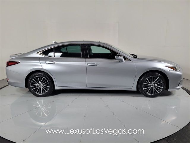 2024 Lexus ES 300h