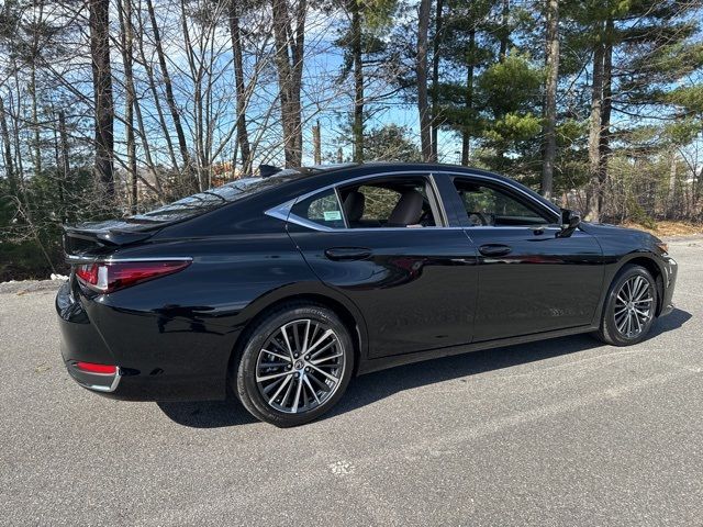 2024 Lexus ES 300h