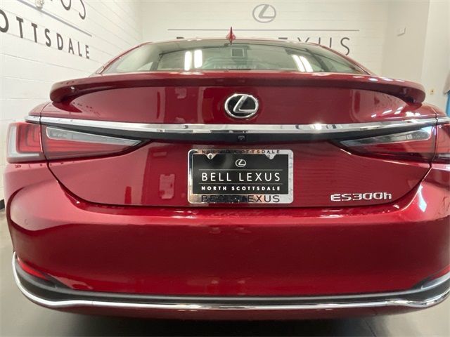 2024 Lexus ES 300h