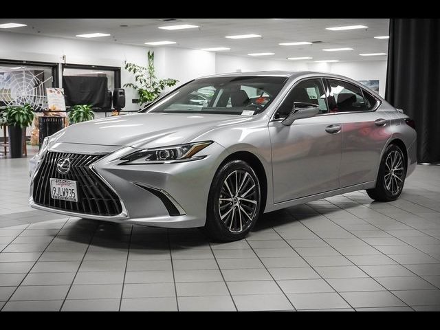 2024 Lexus ES 300h