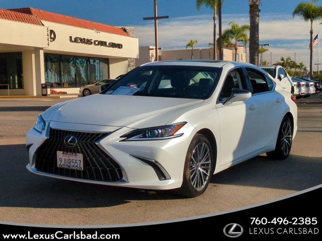 2024 Lexus ES 300h