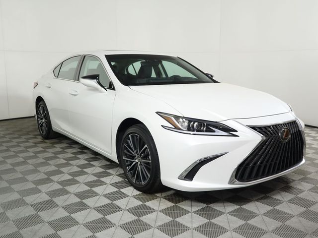 2024 Lexus ES 300h