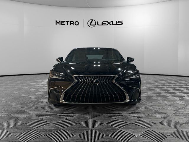 2024 Lexus ES 300h