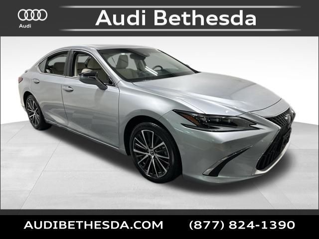 2024 Lexus ES 300h