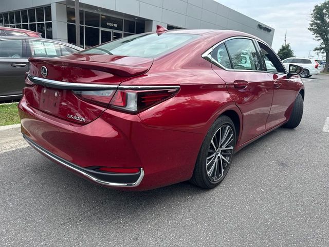 2024 Lexus ES 300h
