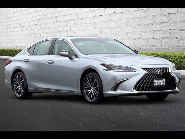 2024 Lexus ES 300h