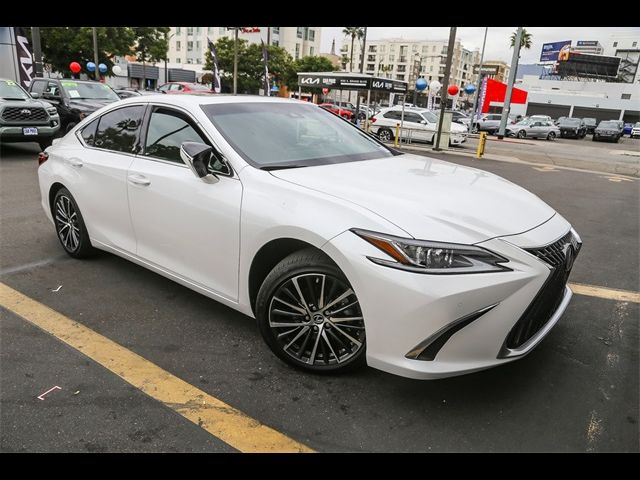 2024 Lexus ES ES 300h F SPORT Design