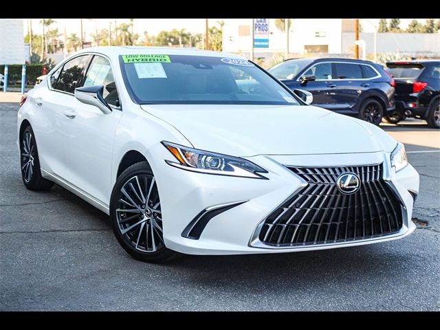 2024 Lexus ES ES 300h F SPORT Design