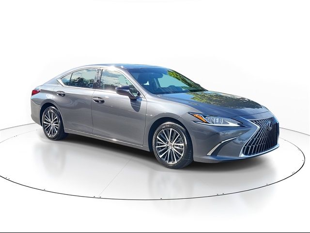 2024 Lexus ES 300h