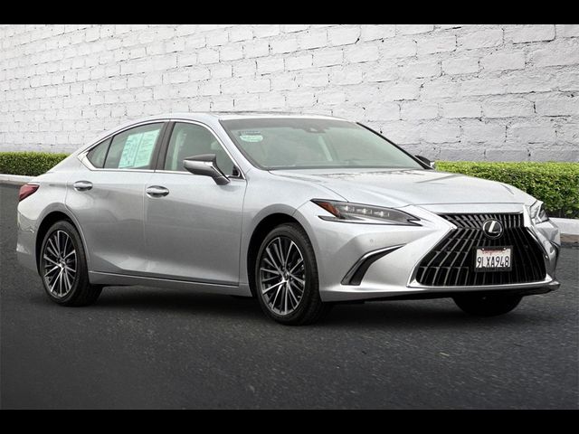 2024 Lexus ES 300h