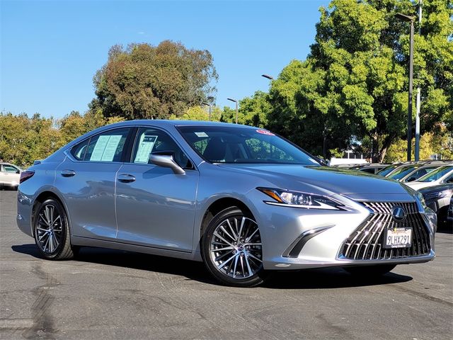 2024 Lexus ES 300h