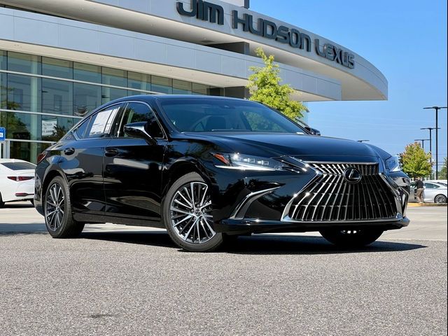 2024 Lexus ES 300h