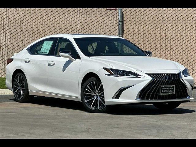 2024 Lexus ES 300h