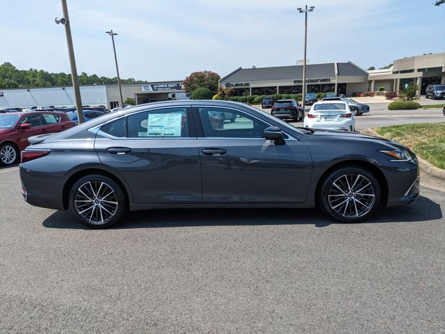 2024 Lexus ES 300h