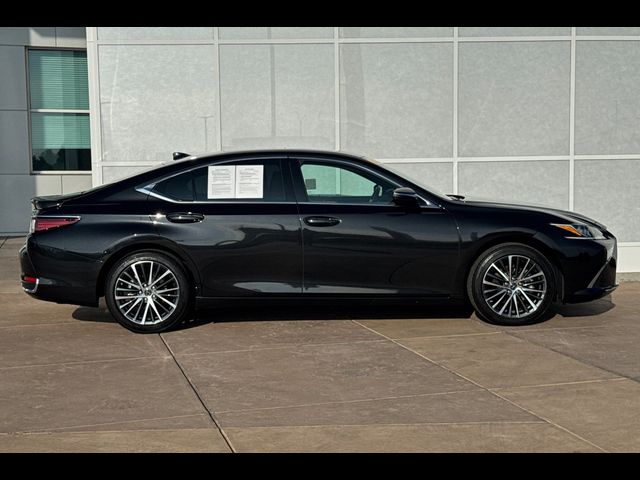 2024 Lexus ES 300h