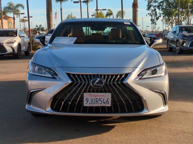 2024 Lexus ES 300h