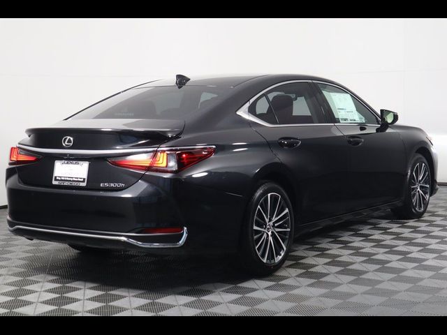 2024 Lexus ES 300h