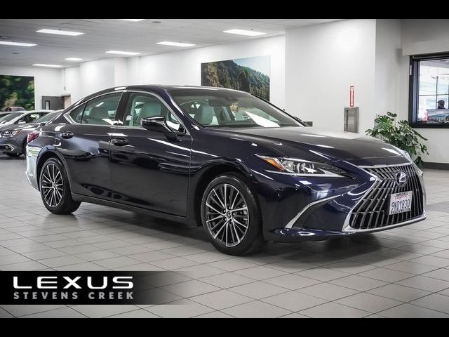 2024 Lexus ES 300h