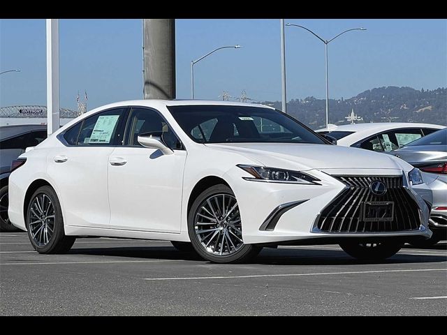 2024 Lexus ES 300h