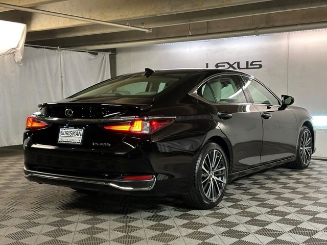 2024 Lexus ES 300h