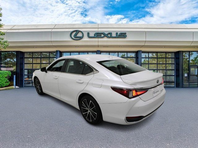 2024 Lexus ES 300h