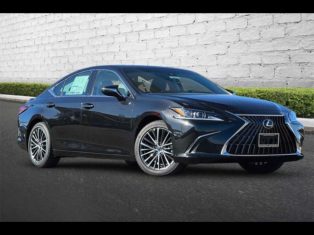 2024 Lexus ES 300h