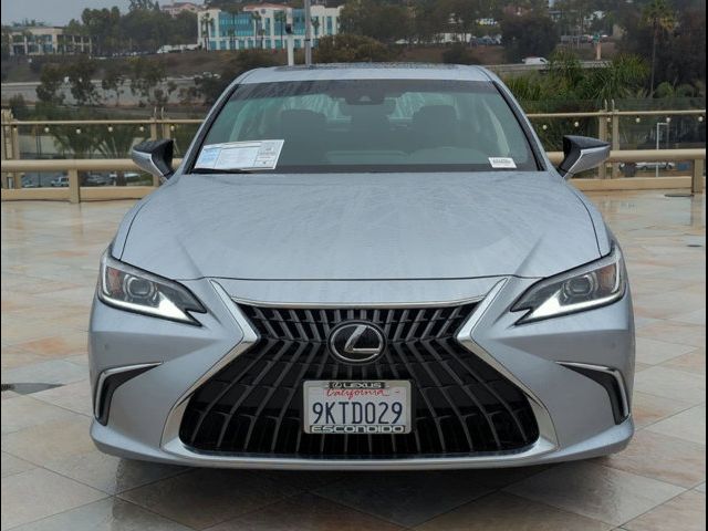 2024 Lexus ES 300h