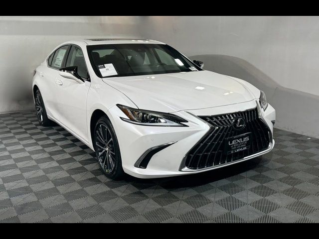 2024 Lexus ES 300h