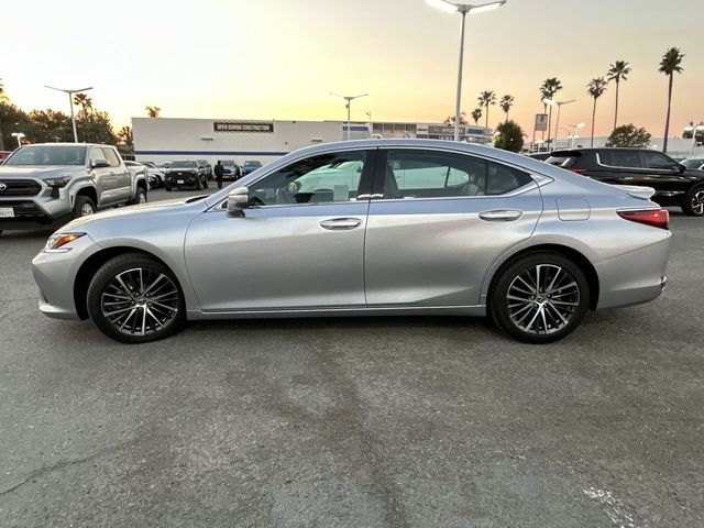 2024 Lexus ES 300h