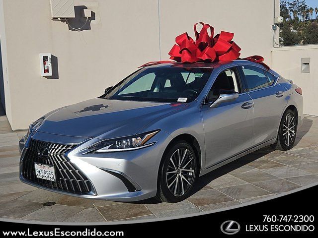 2024 Lexus ES 300h